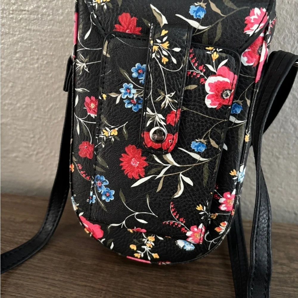Multi Sac Small Black Multicolor Floral Crossbody Bag